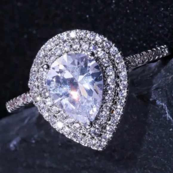 Gorgeous 3.75 ct. t.w. Pear & Round Cut Double Halo Ring - Picture 5 of 16